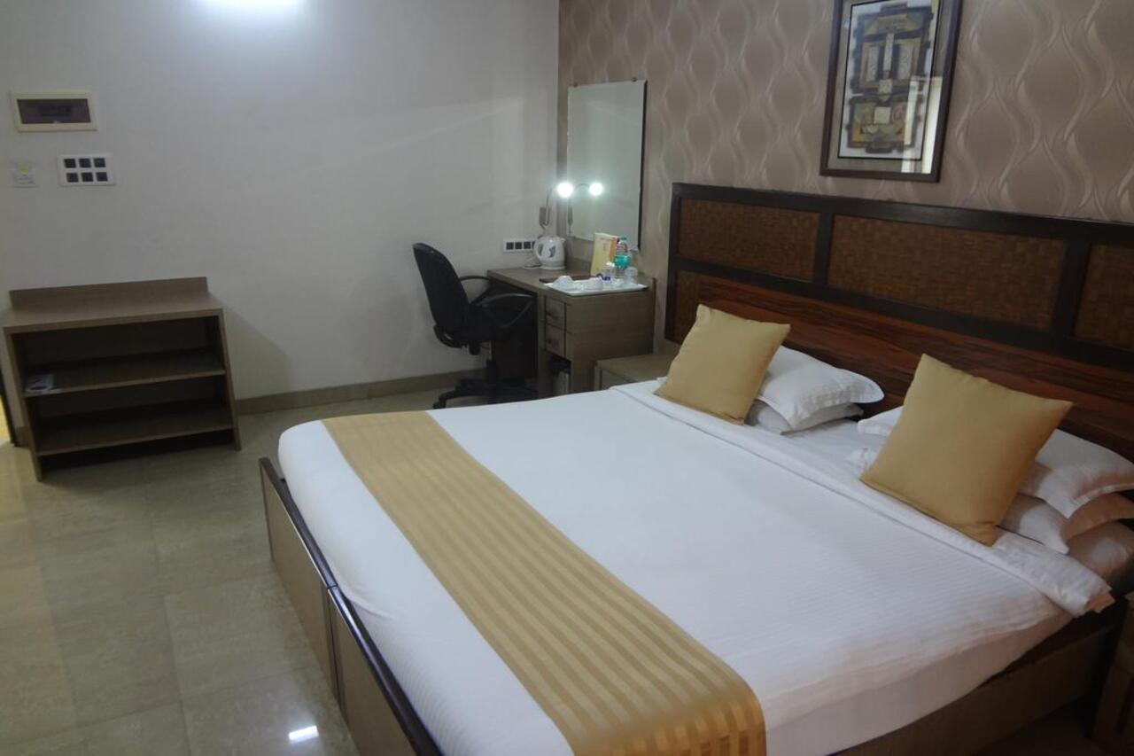 Jyoti Dwelling Hotel Mumbai  Buitenkant foto