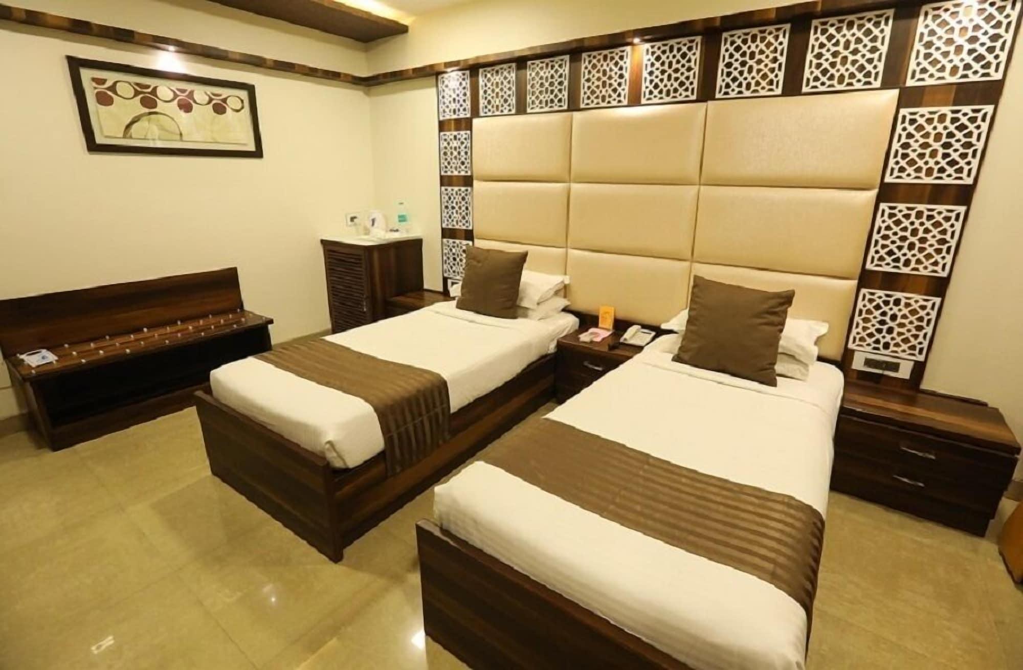 Jyoti Dwelling Hotel Mumbai  Buitenkant foto