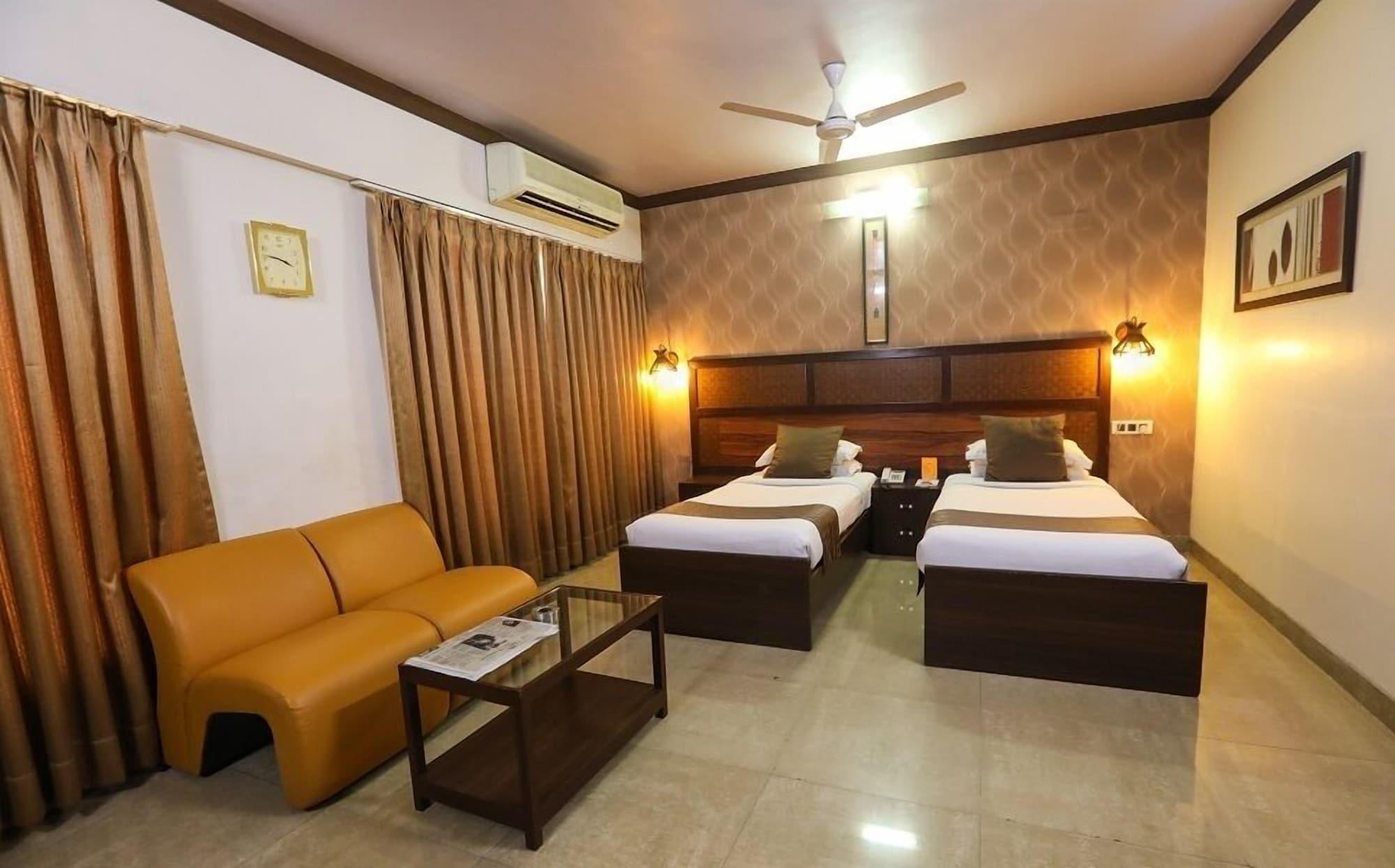 Jyoti Dwelling Hotel Mumbai  Buitenkant foto