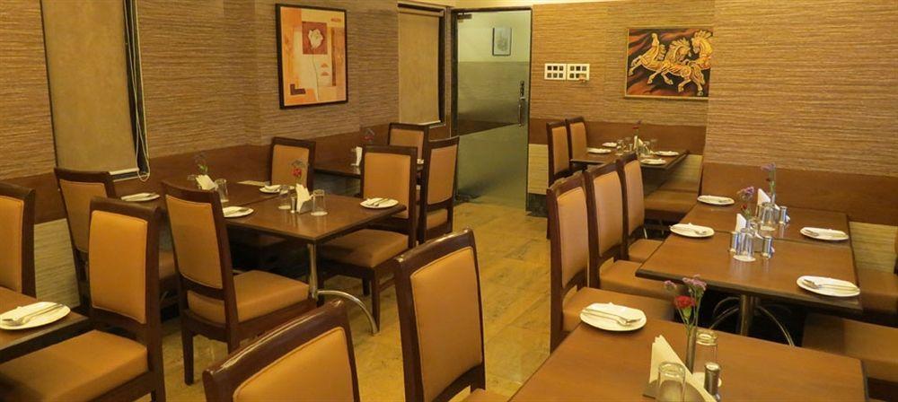 Jyoti Dwelling Hotel Mumbai  Buitenkant foto