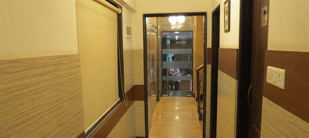 Jyoti Dwelling Hotel Mumbai  Buitenkant foto