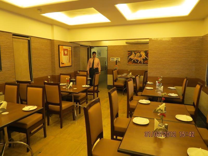Jyoti Dwelling Hotel Mumbai  Buitenkant foto