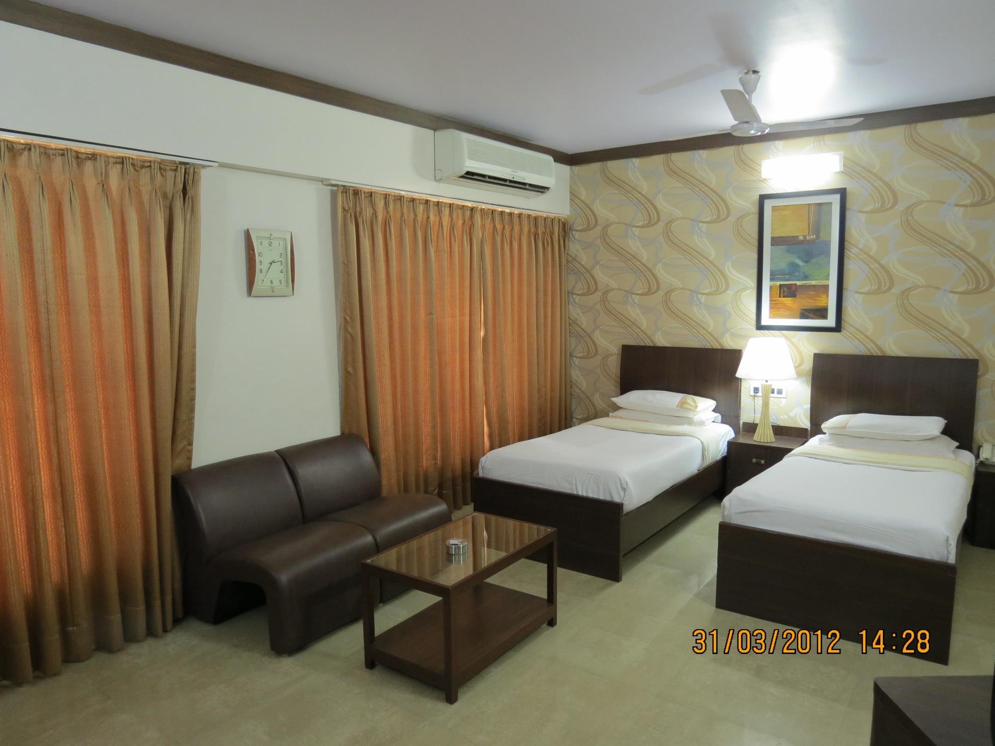 Jyoti Dwelling Hotel Mumbai  Buitenkant foto