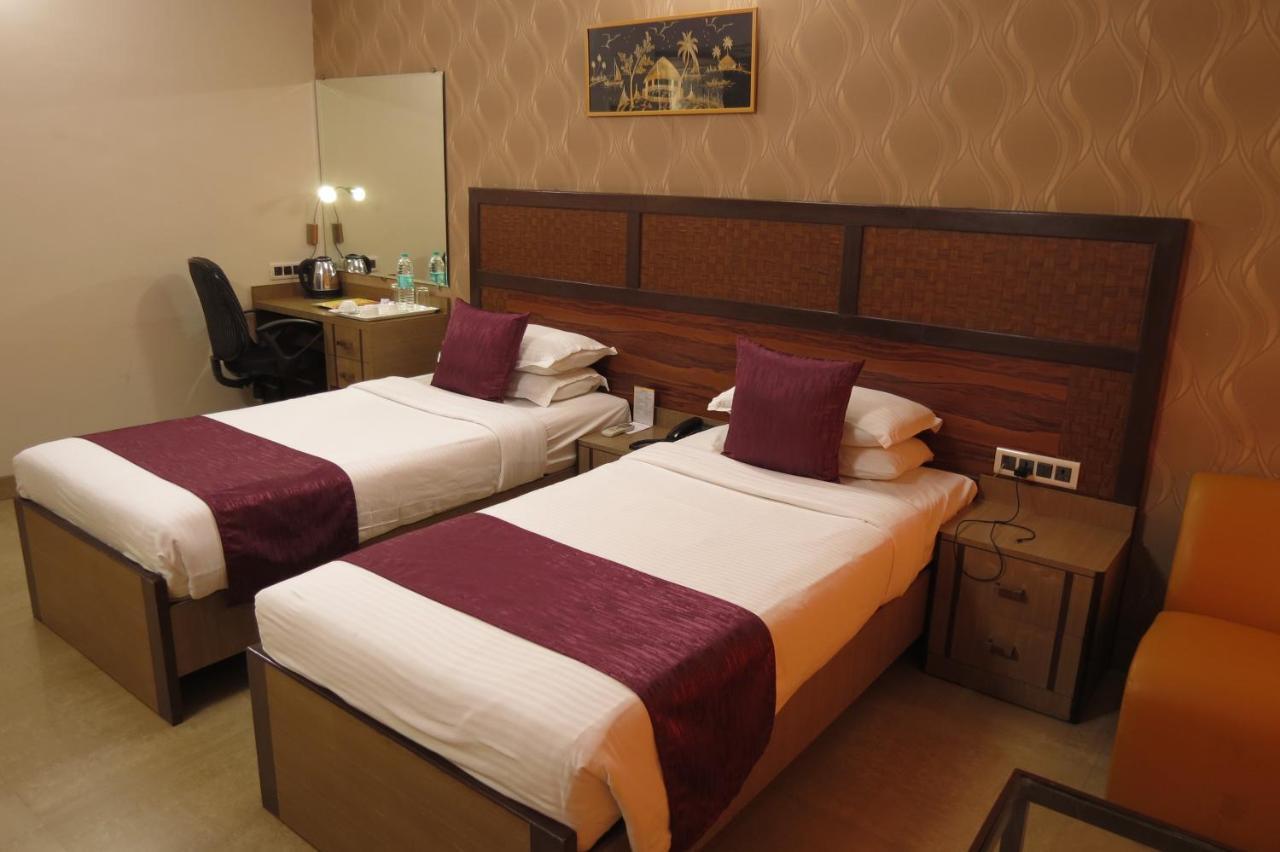Jyoti Dwelling Hotel Mumbai  Buitenkant foto